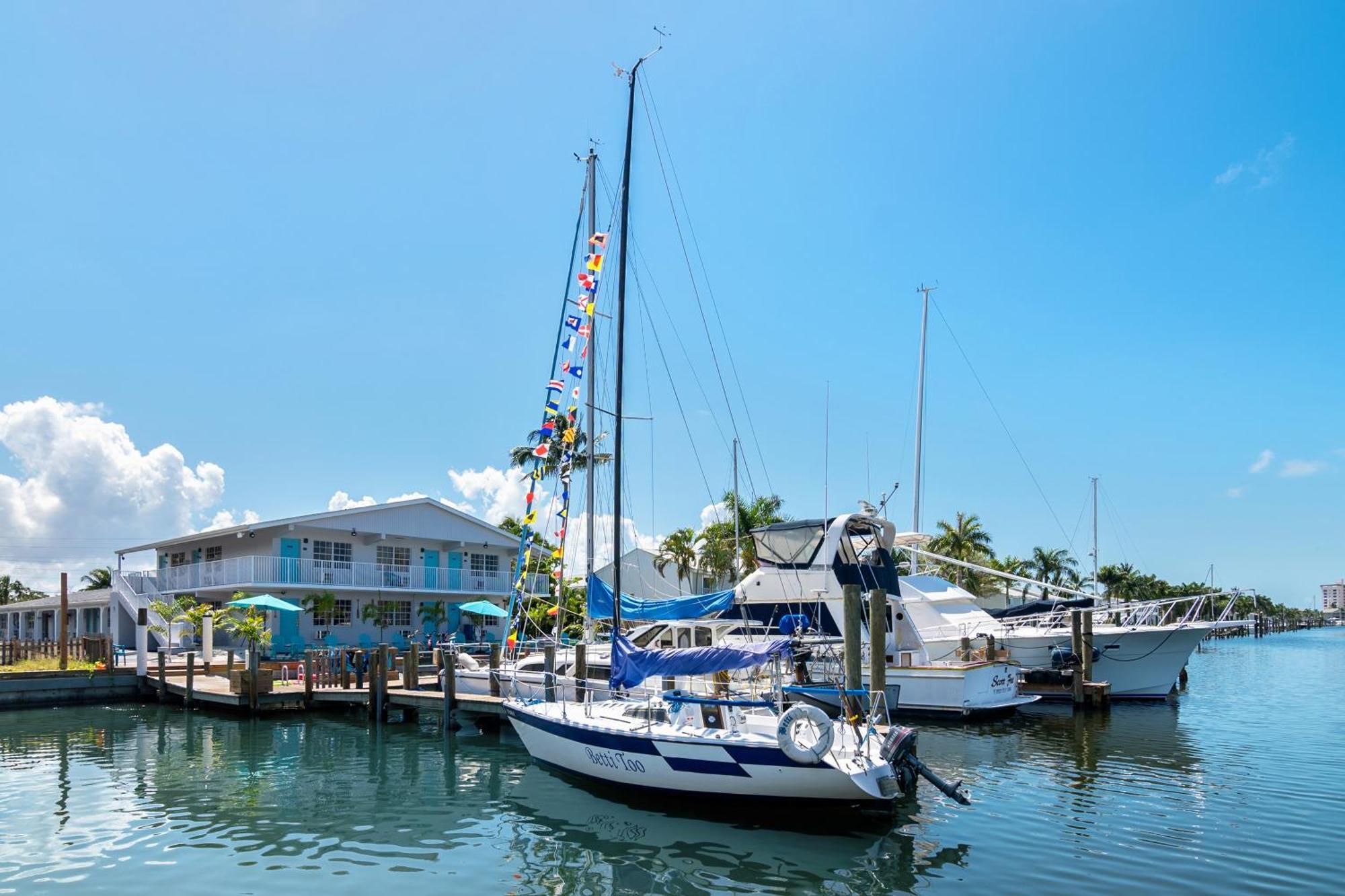 Latitude 26 Waterfront Boutique Resort - Fort Myers Beach Ngoại thất bức ảnh